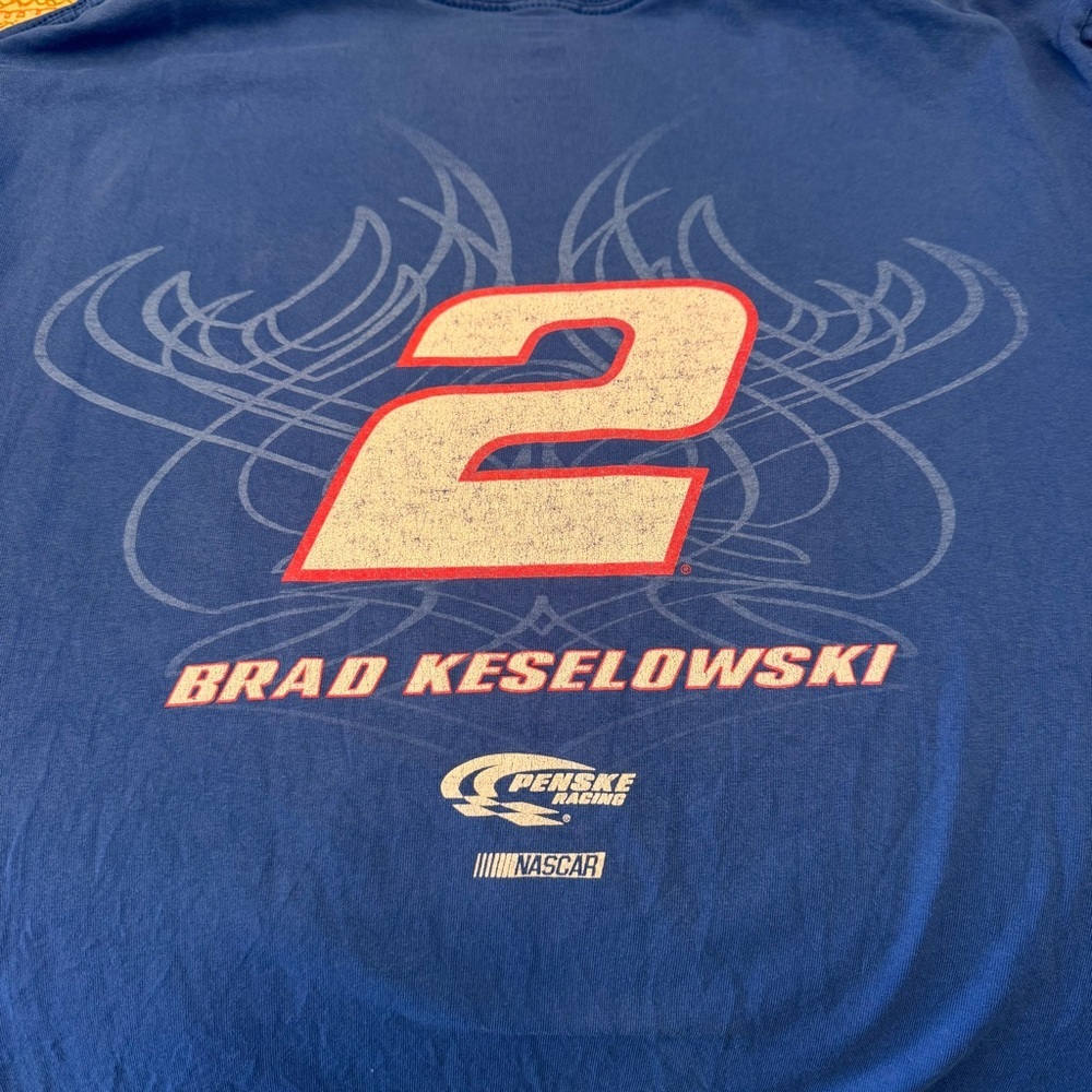 Vintage Brad Keselowski #2 NASCAR t-shirt Blue Size Large 100% Cotton - Picture 5 of 8